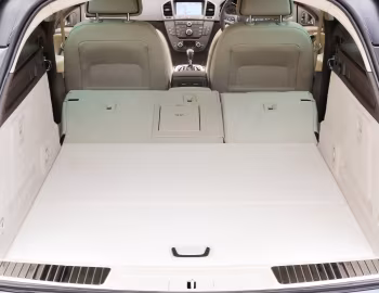 Interior Vauxhall Insignia Sports Tourer '2008–13