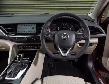 Painel frontal Vauxhall Insignia Sports Tourer Exclusive '2018–19