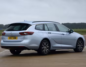 Vauxhall Insignia Sports Tourer Turbo '2017–19