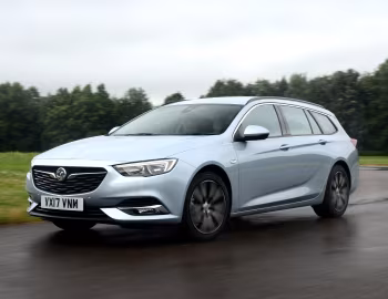 Vauxhall Insignia Sports Tourer Turbo '2017–19