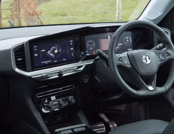 Painel frontal Vauxhall Mokka-e '2021–22