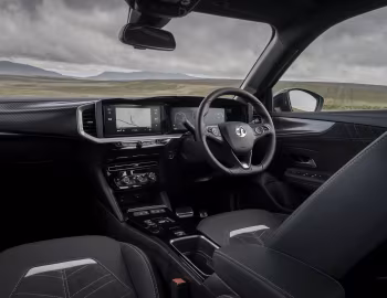 Interior Vauxhall Mokka Electric Ultimate '2022–24