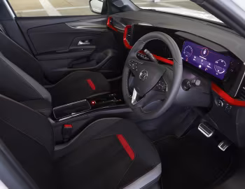 Interior Vauxhall Mokka SRI '2021–24