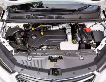 Sob o capô Vauxhall Mokka X '2016–19