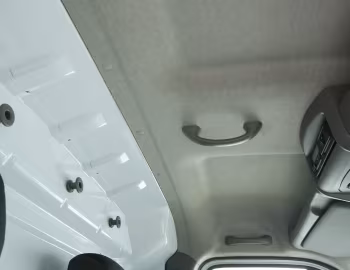 Interior Vauxhall Movano LWB Van '2010–19