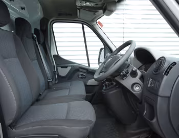 Interior Vauxhall Movano LWB Van '2010–19