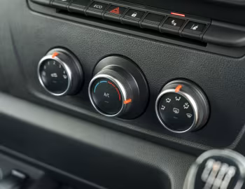 Interior Vauxhall Movano Van '2019–21