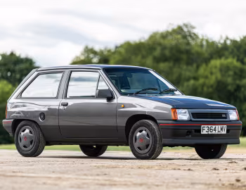 Vauxhall Nova SR '1987–90