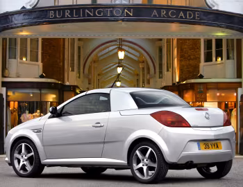 Vauxhall Tigra TwinTop "Exclusive Red" '01–10.2007
