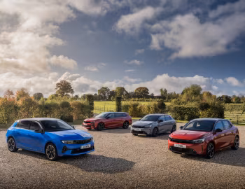 Vauxhall Corsa, Vauxhall Astra