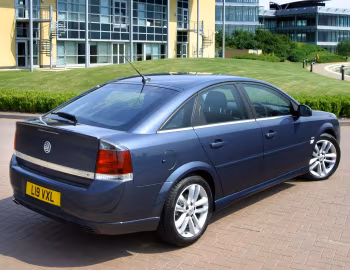 Vauxhall Vectra GTS (C) '2005–08