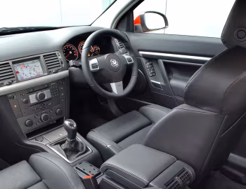 Interior Vauxhall Vectra VXR (C) '2005–09