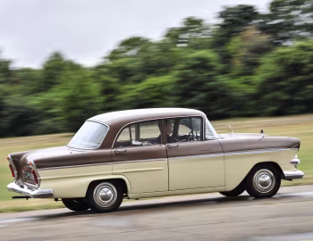 Vauxhall Victor II Deluxe Saloon [UK-spec] (FA) '1959–61