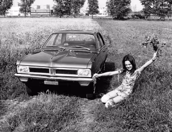 Vauxhall Viva Saloon 4-door (HC) '1970–79