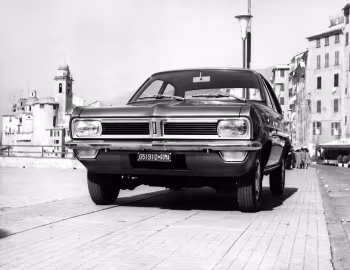 Vauxhall Viva Saloon 4-door (HC) '1970–79