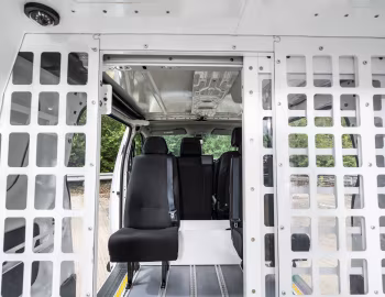 Interior Vauxhall Vivaro-e Long Police '2023