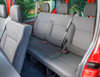 Interior Vauxhall Vivaro Combi L2 '2014–19