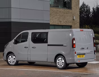 Vauxhall Vivaro Doublecab L2 BiTurbo '2015–19