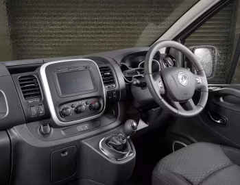 Interior Vauxhall Vivaro Doublecab L2 BiTurbo '2015–19