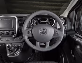 Painel frontal Vauxhall Vivaro Doublecab L2 BiTurbo '2015–19