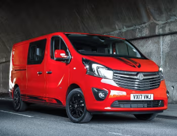 Vauxhall Vivaro Doublecab L2 BiTurbo "Limited Edition" '2017–19