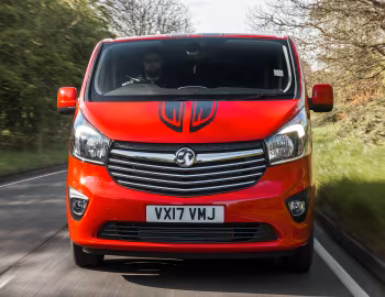 Vauxhall Vivaro Doublecab L2 BiTurbo "Limited Edition" '2017–19