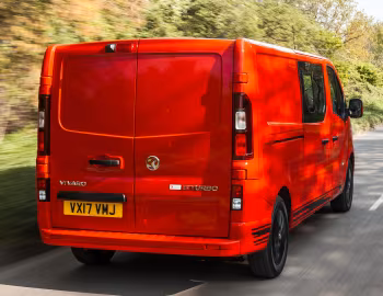 Vauxhall Vivaro Doublecab L2 BiTurbo "Limited Edition" '2017–19