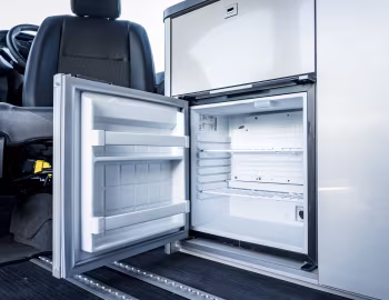 Interior Vauxhall Vivaro Elite Campervan '2020–23