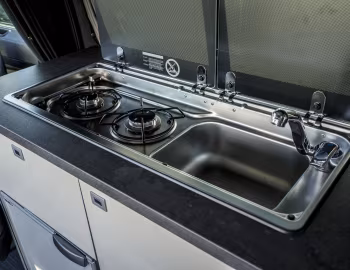 Interior Vauxhall Vivaro Elite Campervan '2020–23