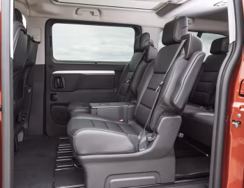 Interior Vauxhall Vivaro Life Long '2019–23