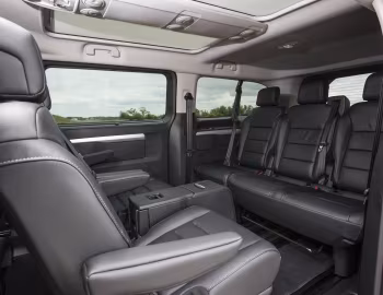 Interior Vauxhall Vivaro Life Long '2019–23