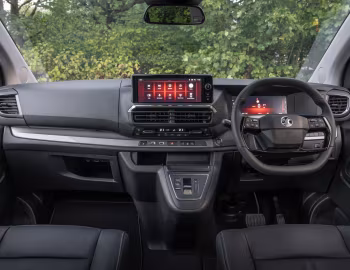 Painel frontal Vauxhall Vivaro Life Electric Long '2024–pr.