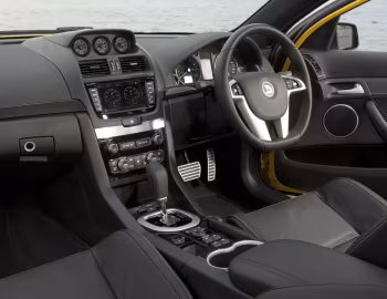 Interior Vauxhall VXR8 '2011–13