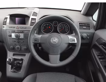 Передня панель Vauxhall Zafira '2005–08