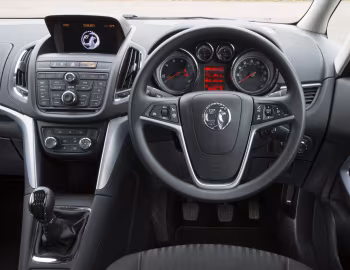Передня панель Vauxhall Zafira Tourer ecoFLEX '2011–16
