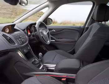 Interior Vauxhall Zafira Tourer '2011–16