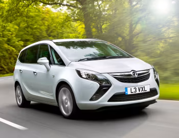 Vauxhall Zafira Tourer ecoFLEX '2011–16