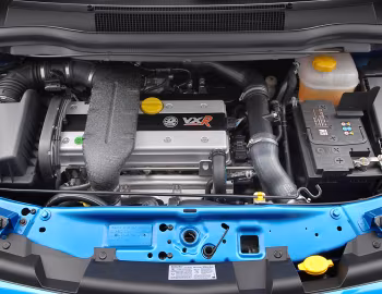 Sob o capô Vauxhall Zafira VXR '2005–10