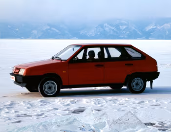 ВАЗ-2109 "Спутник" '1987–93