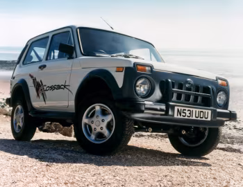 Lada Niva Cossack 4WD [UK-spec] '10.1995–01.1998