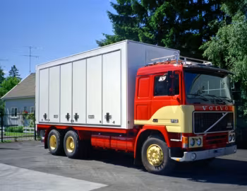 Volvo F12-43 Intercooler 6×2 rigid VBK '1984
