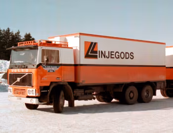 Volvo F1023 6×2 rigid Sleeper cab VBK '1980