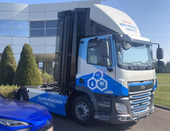 Toyota-VDL hydrogen fuel cell truck '09.2023
