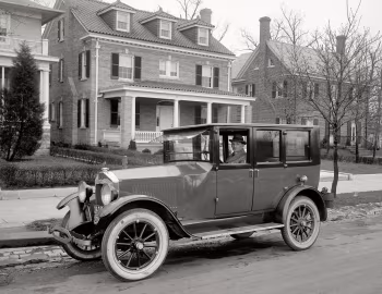 1921 Velie Six Sedan