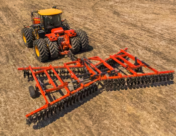 Versatile 520 '01.2017–08.2021