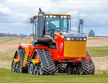 Versatile 550DT '01–10.2017