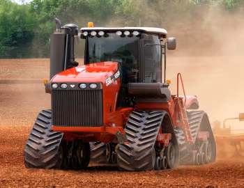 Versatile 550DT '2013–17