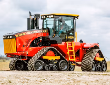 Versatile 550DT '01–10.2017