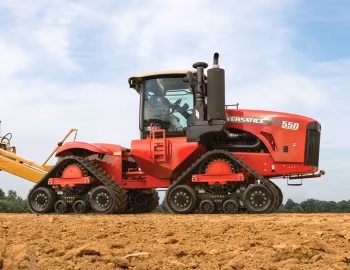 Versatile 550DTSS '2014–17