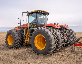 Versatile 580 '09.2021–pr.